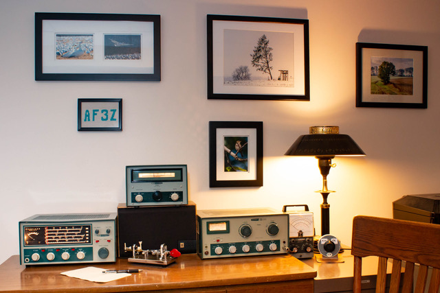 shack with heathkits-1